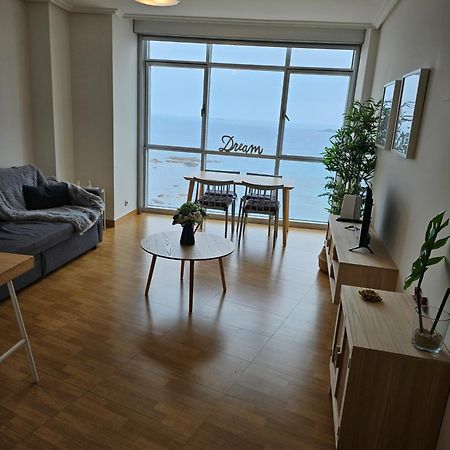 Vivienda Con Increibles Vistas A La Playa De Riazor Apartment Ла Коруня Екстериор снимка