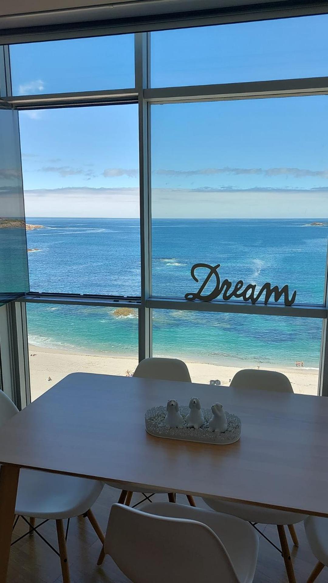 Vivienda Con Increibles Vistas A La Playa De Riazor Apartment Ла Коруня Стая снимка